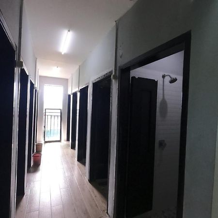 Innbox Hostel Соронг Екстериор снимка