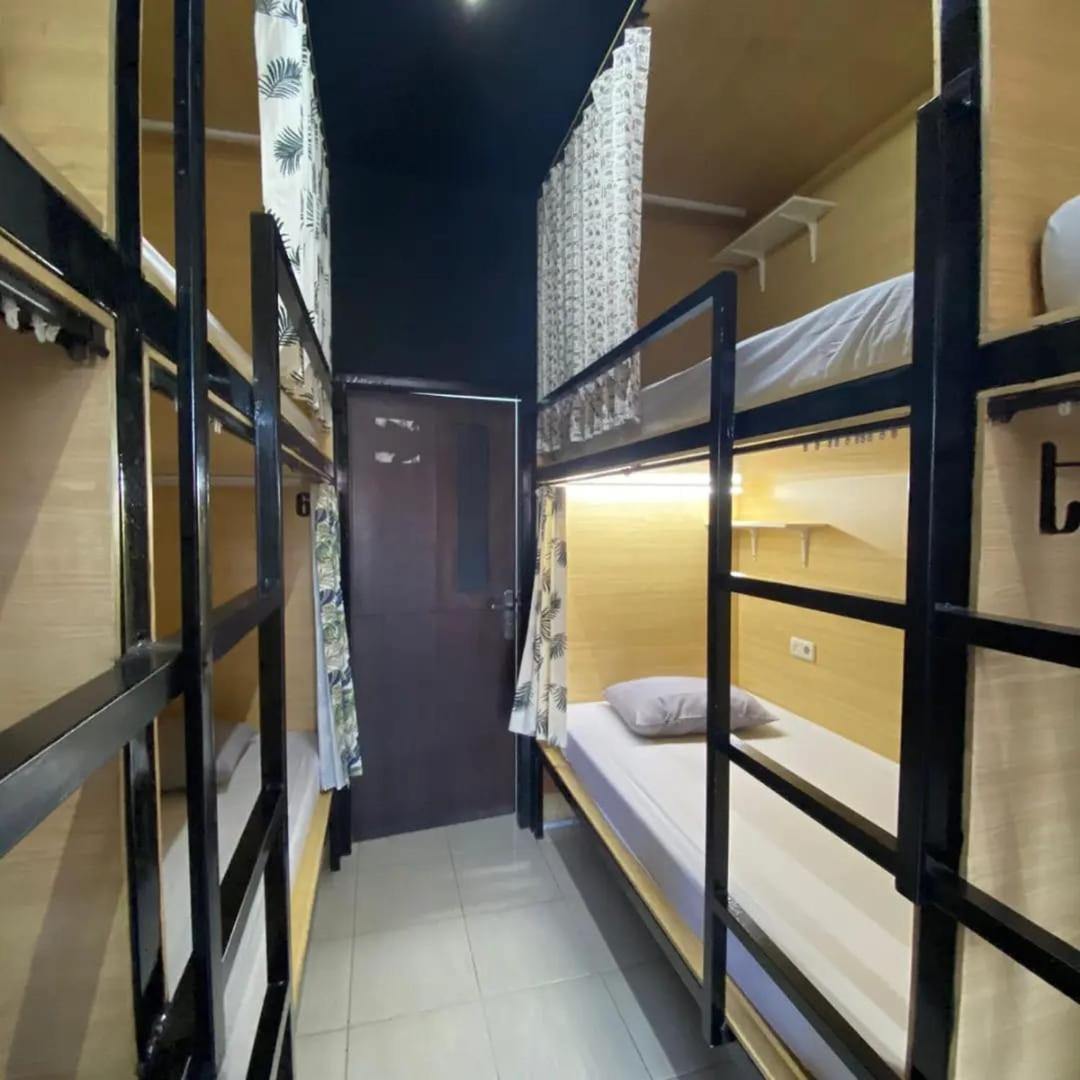 Innbox Hostel Соронг Екстериор снимка