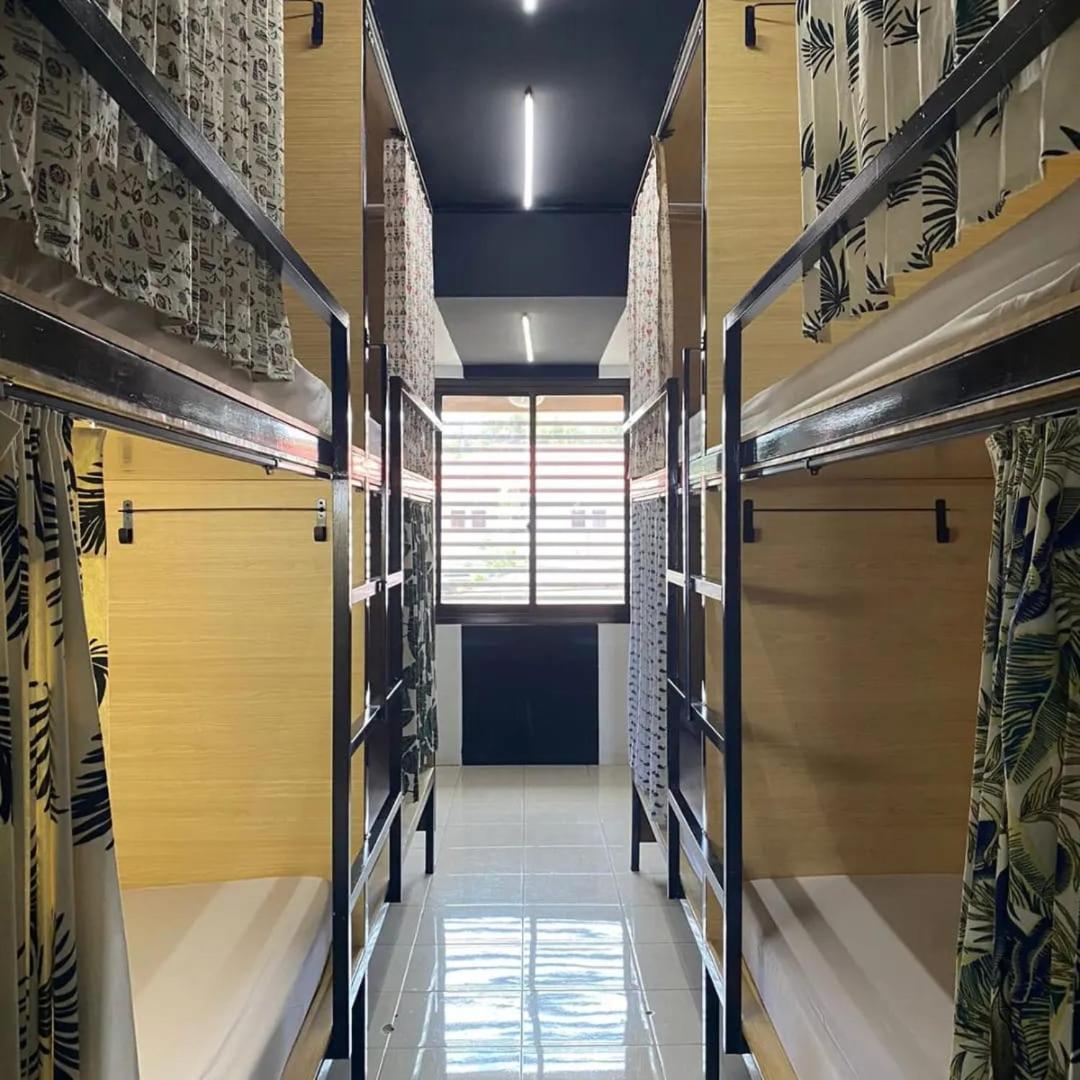 Innbox Hostel Соронг Екстериор снимка