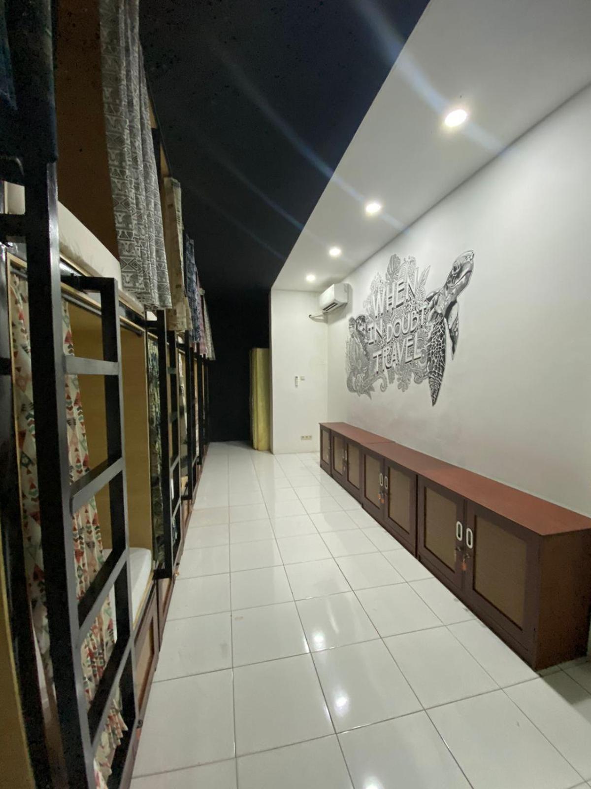 Innbox Hostel Соронг Екстериор снимка